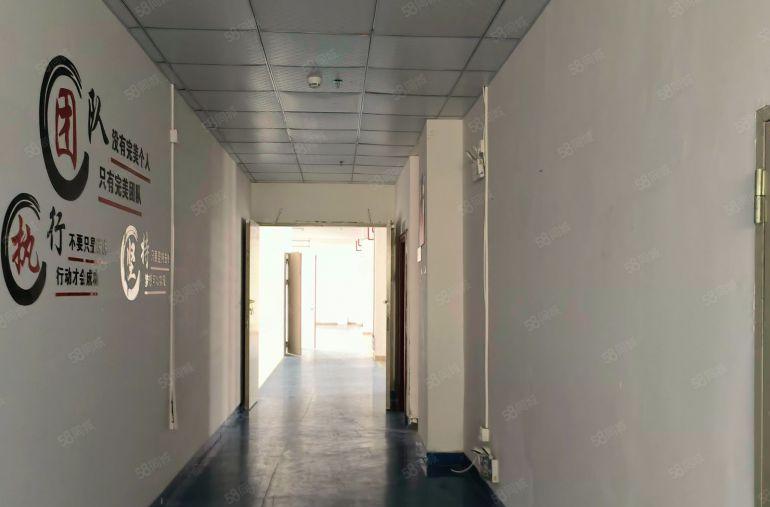 10元！1500平新圩楼上标准厂房仓库原房东带装修办公室出租