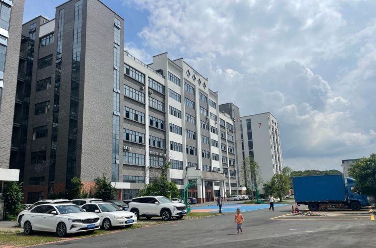 13元独院！镇隆万里工业园10000平独栋厂房仓库低价出租