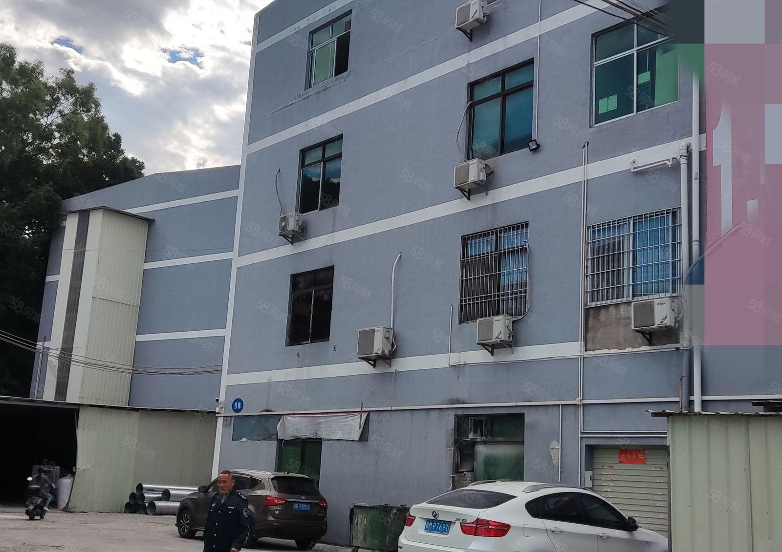 新圩205国道边380平方工艺品厂房出租 周边无居民交通方便