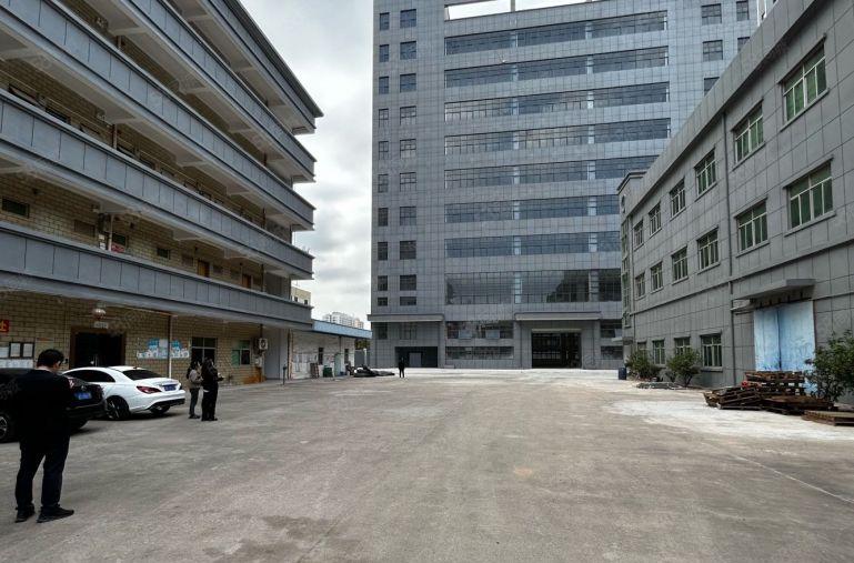 9元！临深1公里全新原房东低价红本厂房出租1000平米