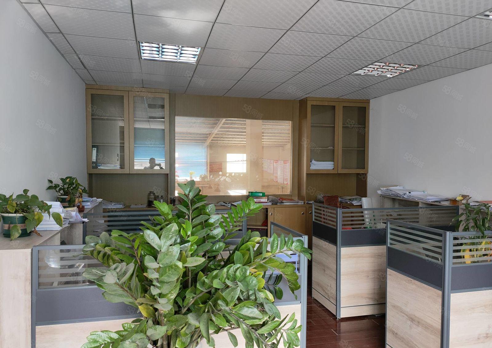 新圩带现成喷油房4500平独门独院钢构厂房出租证件齐全好进车