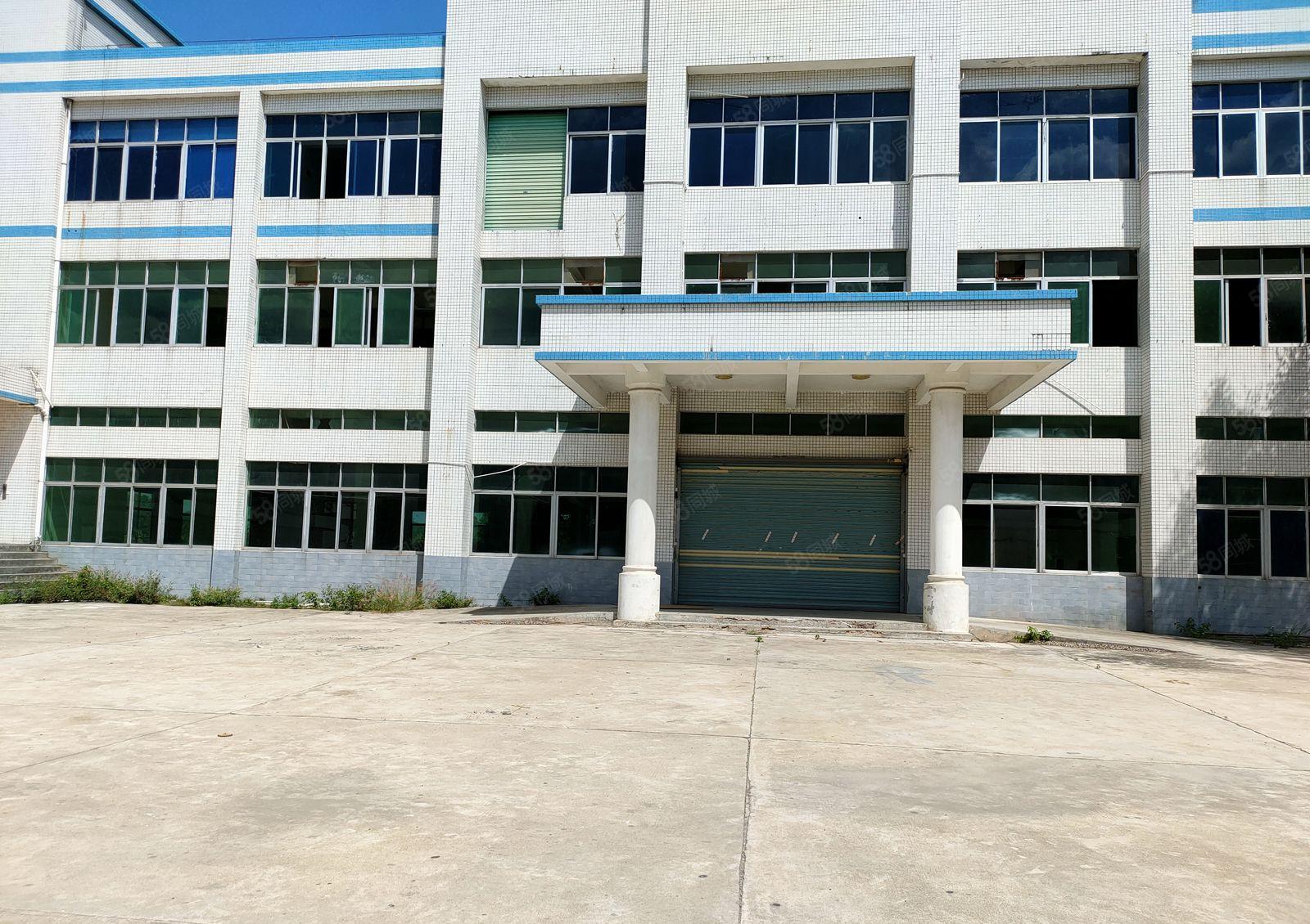 独院厂房招租（厂房6000平，宿舍1500平）