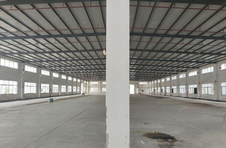 惠阳淡水高速旁滴水7米钢构厂房2400平带牛角低价出租可分租