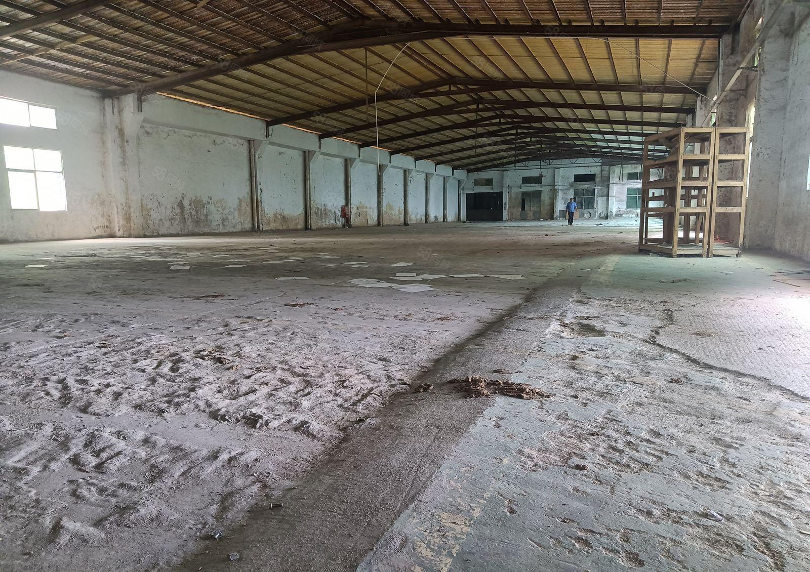 厂房出租惠阳新圩一楼钢构厂房800平，高7米，空地超大