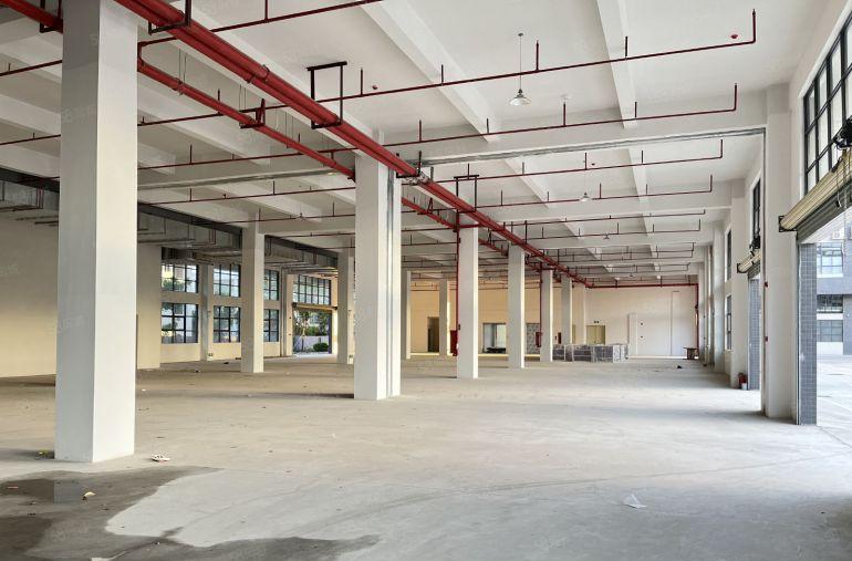 空地大 秋长茶园新出2000平一楼6.5米高厂房仓库低价出租