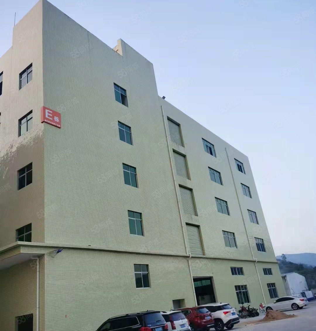 新圩镇塘吓3楼2800平方厂房出租证件齐全周边没居民