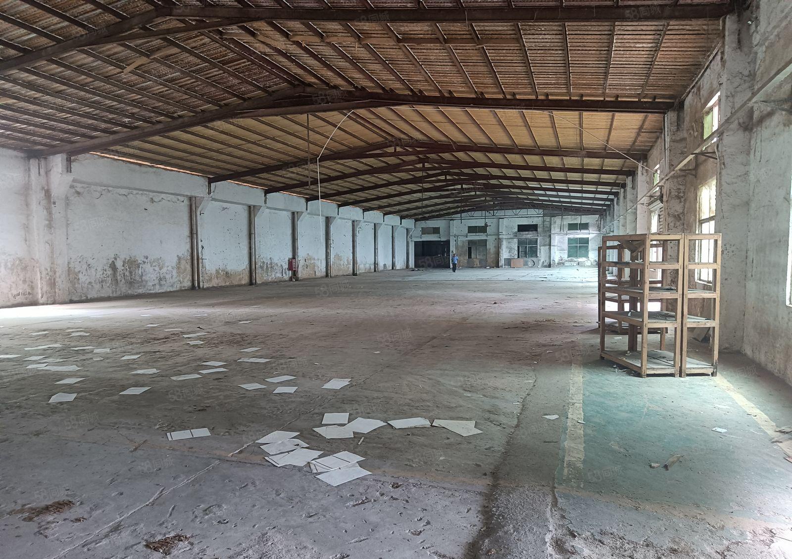 厂房出租惠阳新圩一楼钢构厂房800平，高7米，空地超大