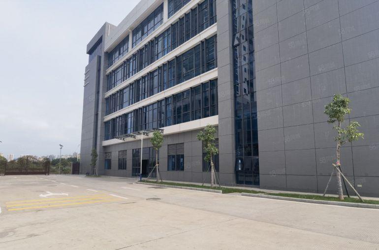 独院独栋全新！原房东建筑面积10800平出租，证件齐全可分租