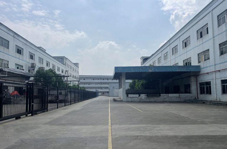 新圩长布8100平三层独门独院标准厂房仓库低价出租13元一方