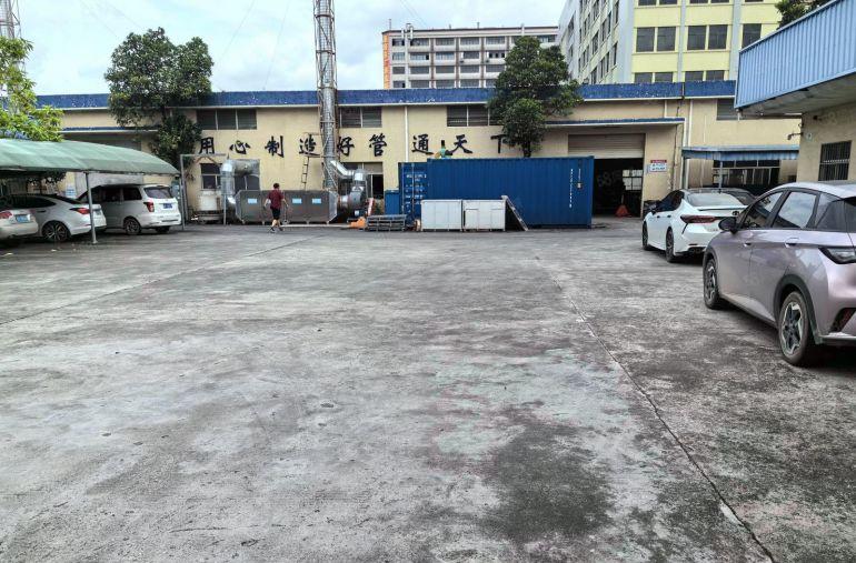 秋长新塘新出独院单一层厂房3000平 空地大好进车无行业限制