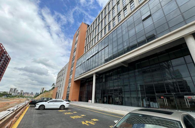 9.9元大亚湾原房东单层2500平出租 大小分租 配套齐全！