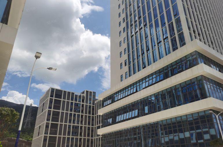 10块！惠阳三和电商医疗孵化厂房仓库出租可分租配套齐全。