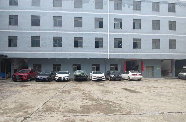 5块全包！平潭镇厂房1300平每层证件齐全 可分租仓库出租