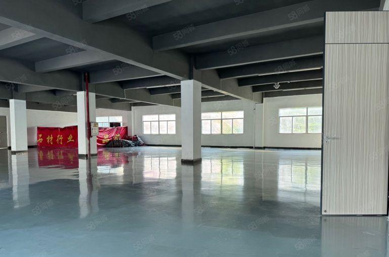 十块急租!秋长新出单层面积一千平带装修原房东厂房带现成水电！