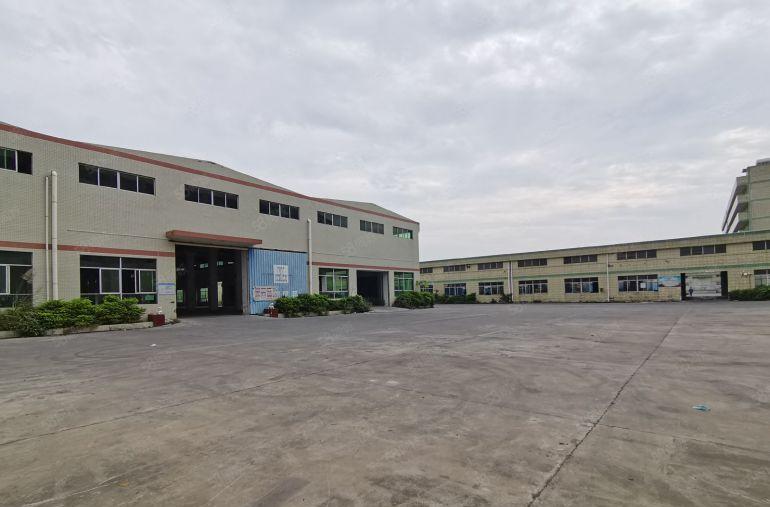 500平起镇隆工业园10米高钢构厂房出租可办环评空地大