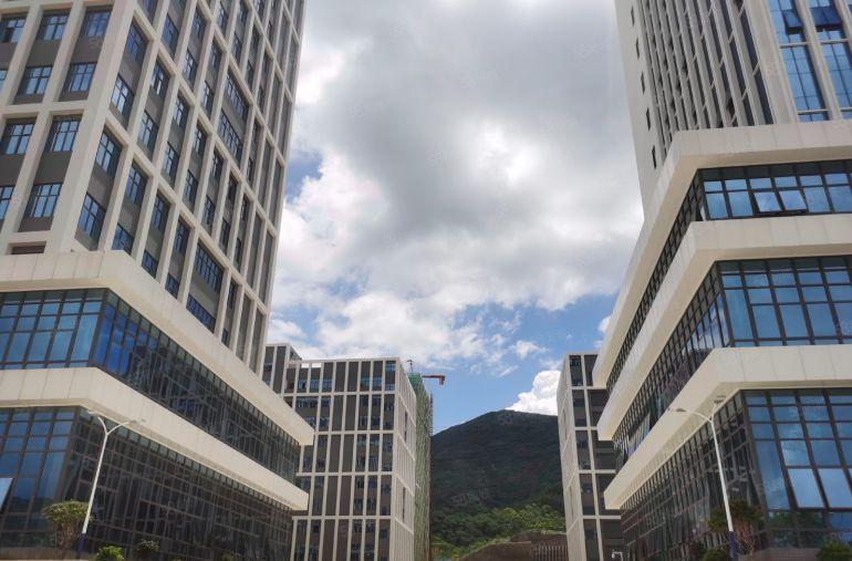 惠阳三和8块厂房出租大小可分租一楼带牛角好招工靠近高速出口。