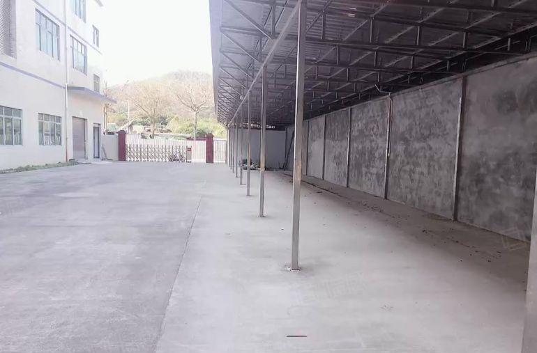 9元独院！镇隆皇后村5000平独院厂房仓库低价出租 大小分租