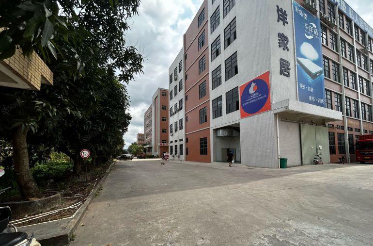 9元！惠州市大亚湾西区新出精装修厂房2楼出租2000平米