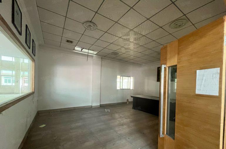 大亚湾临深红本标准厂房，不限行业，带行轨。