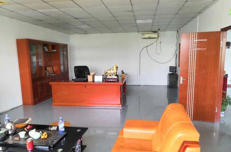 亚湾临深楼上新出600平装修办公室仓库厂房出租