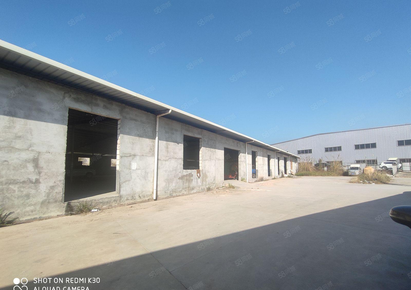 独门独院厂房，可以进大车，按实际面积出租。