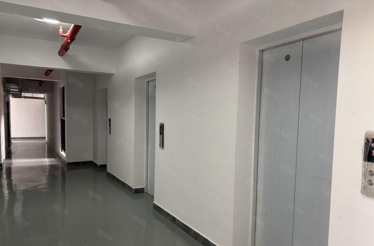 大亚湾13元含税900起分原房东厂房仓库出租房东包隔主墙。