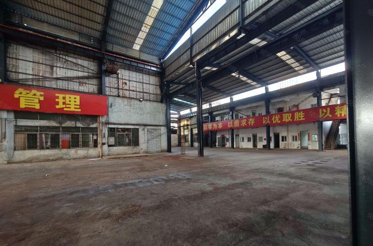 原房东独门独院滴水13米钢构厂房出租，带现成航车现成办公室！