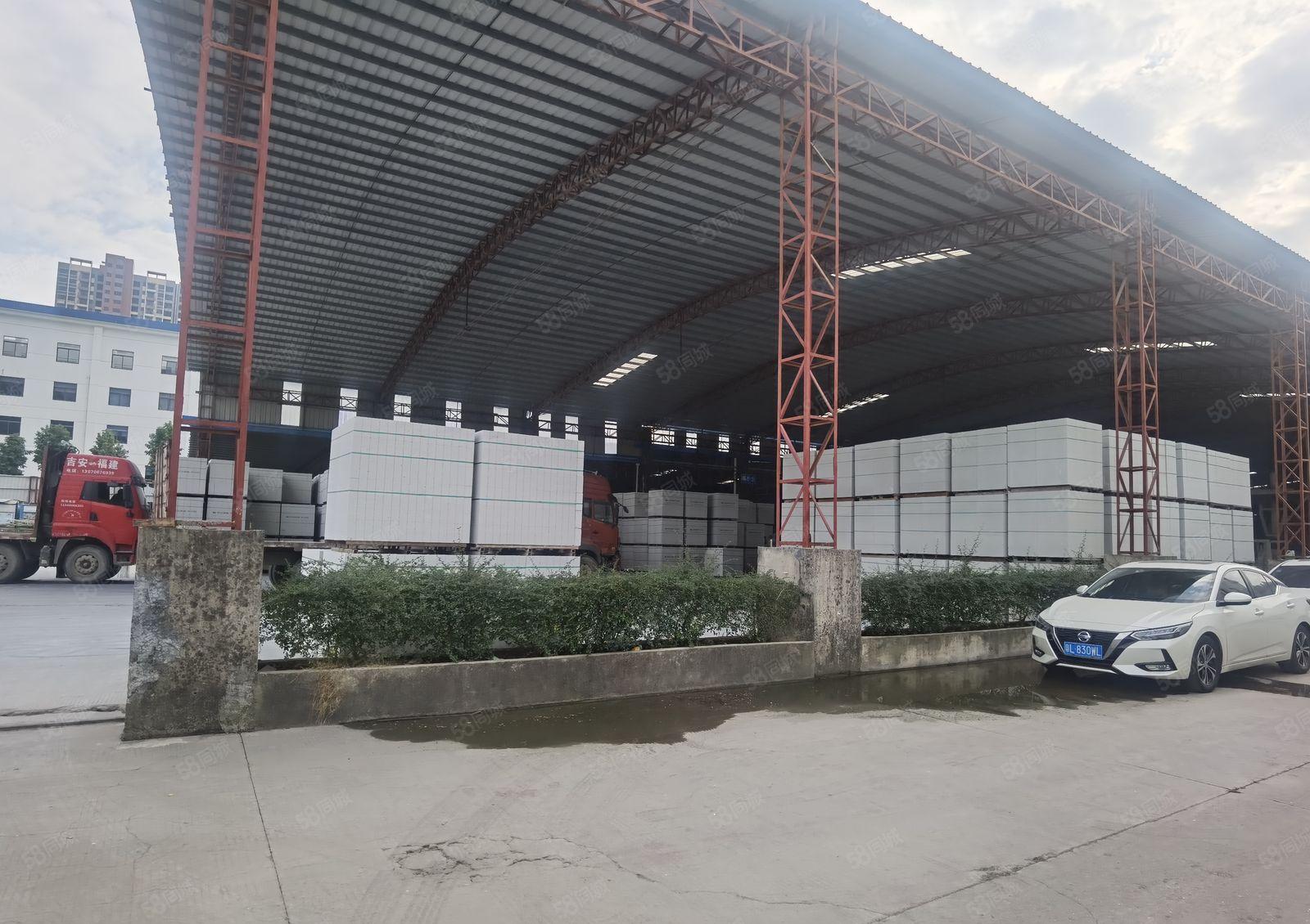 年底特价厂房，可做独门独院厂房，靠近主道，方便大车进出。