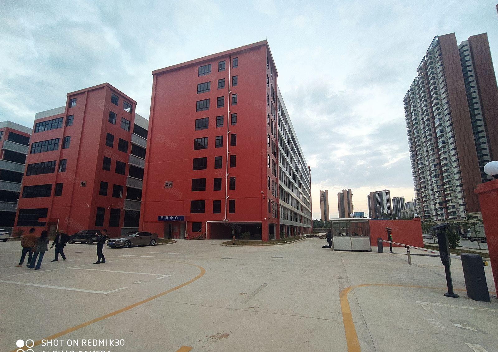 全新厂房招租，年底租金便宜出租，现成消防喷淋