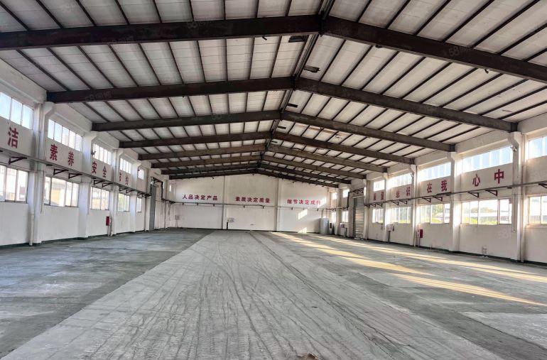 大亚湾西区原房东实际面积2200平出租，滴水7米，进出车方便