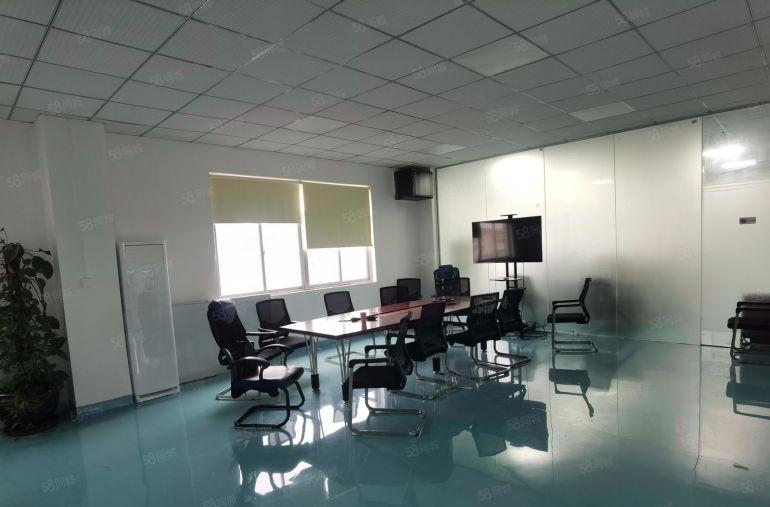 全新地坪，精装修厂房带办公室，水电齐全，拧包入驻