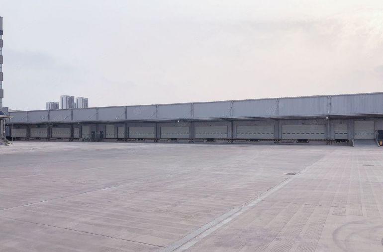 3000平原房东仓库滴水9米带高台金刚砂地坪漆地面