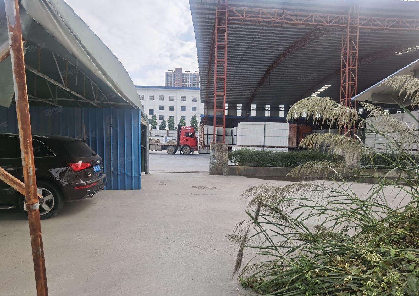 年底特价厂房，可做独门独院厂房，靠近主道，方便大车进出。