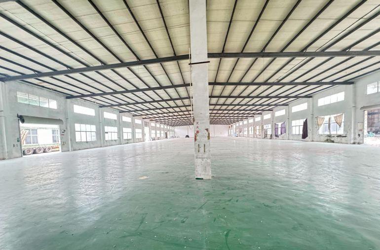 16块大亚湾龙海二路滴水8米3000平方钢构厂房实际面积出租