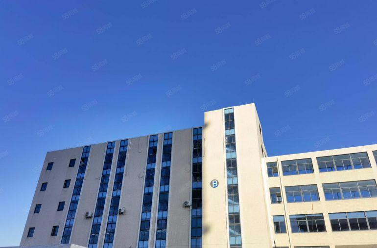 9块精装修！临深原房东园区楼上1600平，带客梯，卸货平台