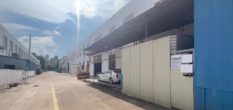 滴水9米现成航车10块一平原房东位于大亚湾龙山二路旁