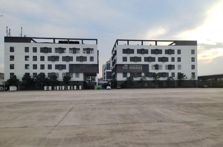 原房东实际面积红本厂房出租，1到3层共10000平米，可分租