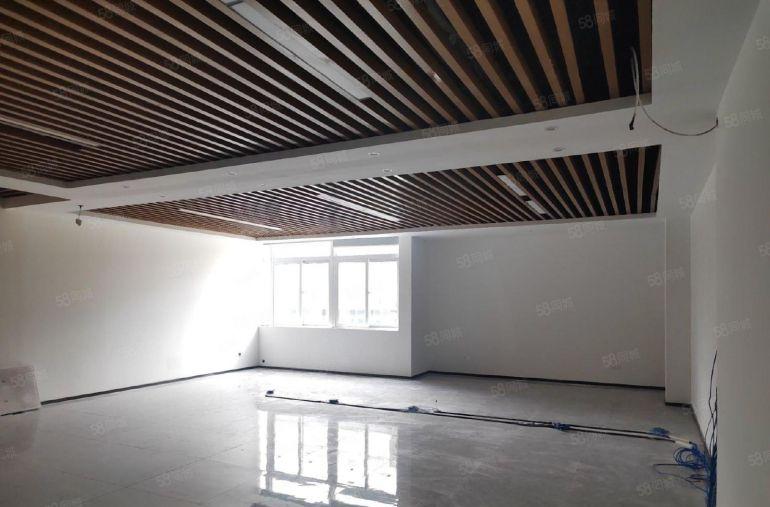 大亚湾西区新出500平米原房东红本厂房出租现成装修