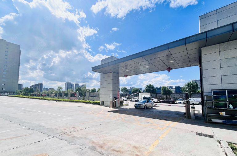 8块租大亚湾一二楼11200平红本科技园厂房形象高大上