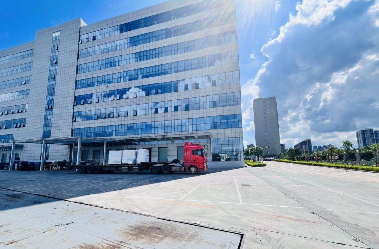 8块租大亚湾一二楼11200平红本科技园厂房形象高大上