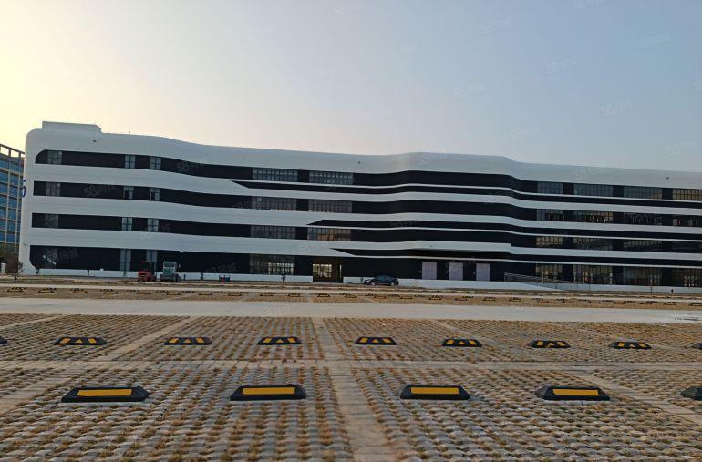 全新279000平米红本厂房出租，一二楼都9米高，空地超大