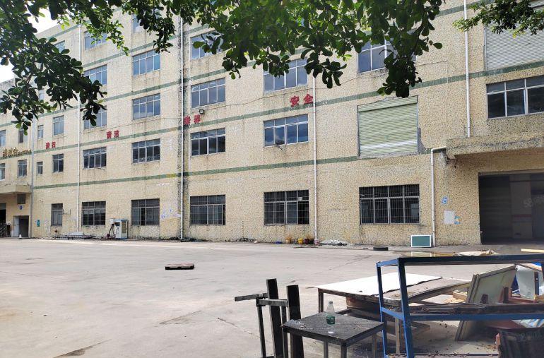 惠州市大亚西工业区原房东整层1楼1360平米，带2台2.8吨