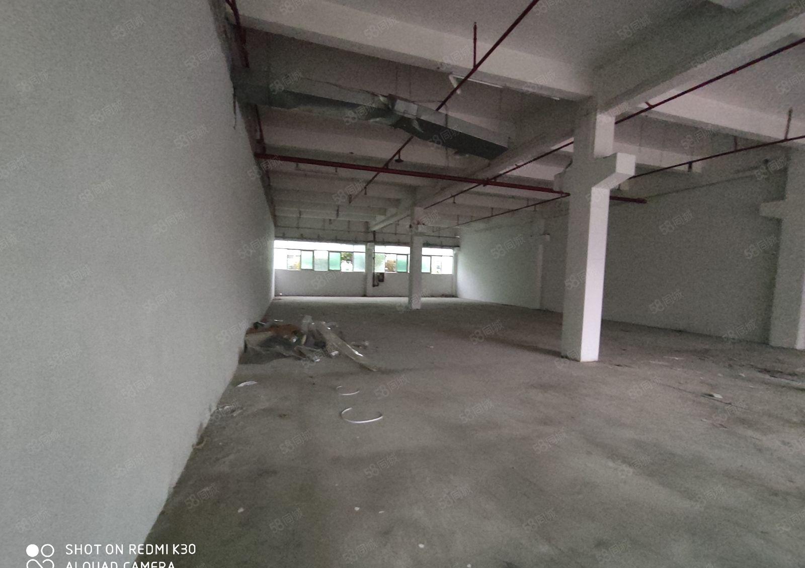 原房东，三相电，可做小加工，楼上可住人。