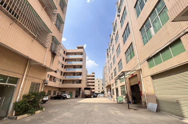 大亚湾精装修一楼600平现成五金厂厂房仓库低价出租可分租