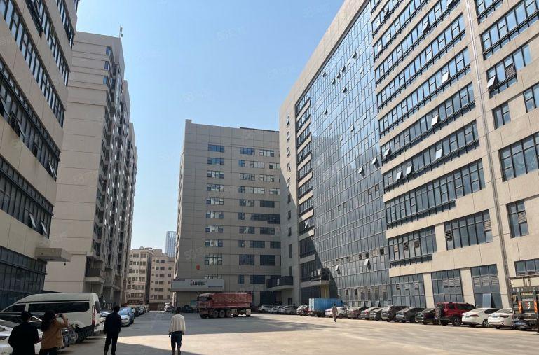 十块!大亚湾新出原房东现成装修800平楼上厂房低价出租空地大