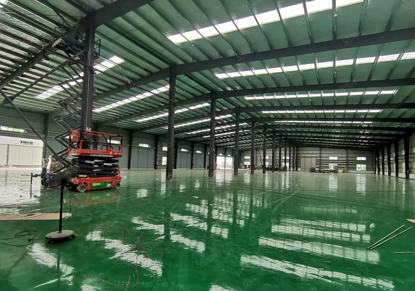 大亚湾全新20000平米红本重工业厂房出租，大小分租