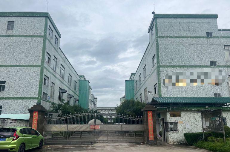 有红本砖墙到顶独院厂房空地8000全部硬化