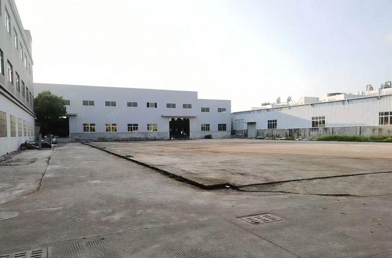 免租期3个月，龙溪钢构独院，滴水8米，空地大，一千平起可分租