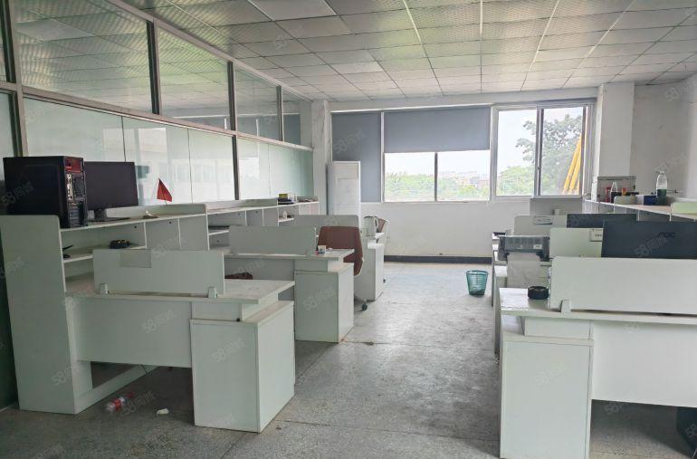 原房东独院只有2层6000平，现成装修办公室，8.8元出租