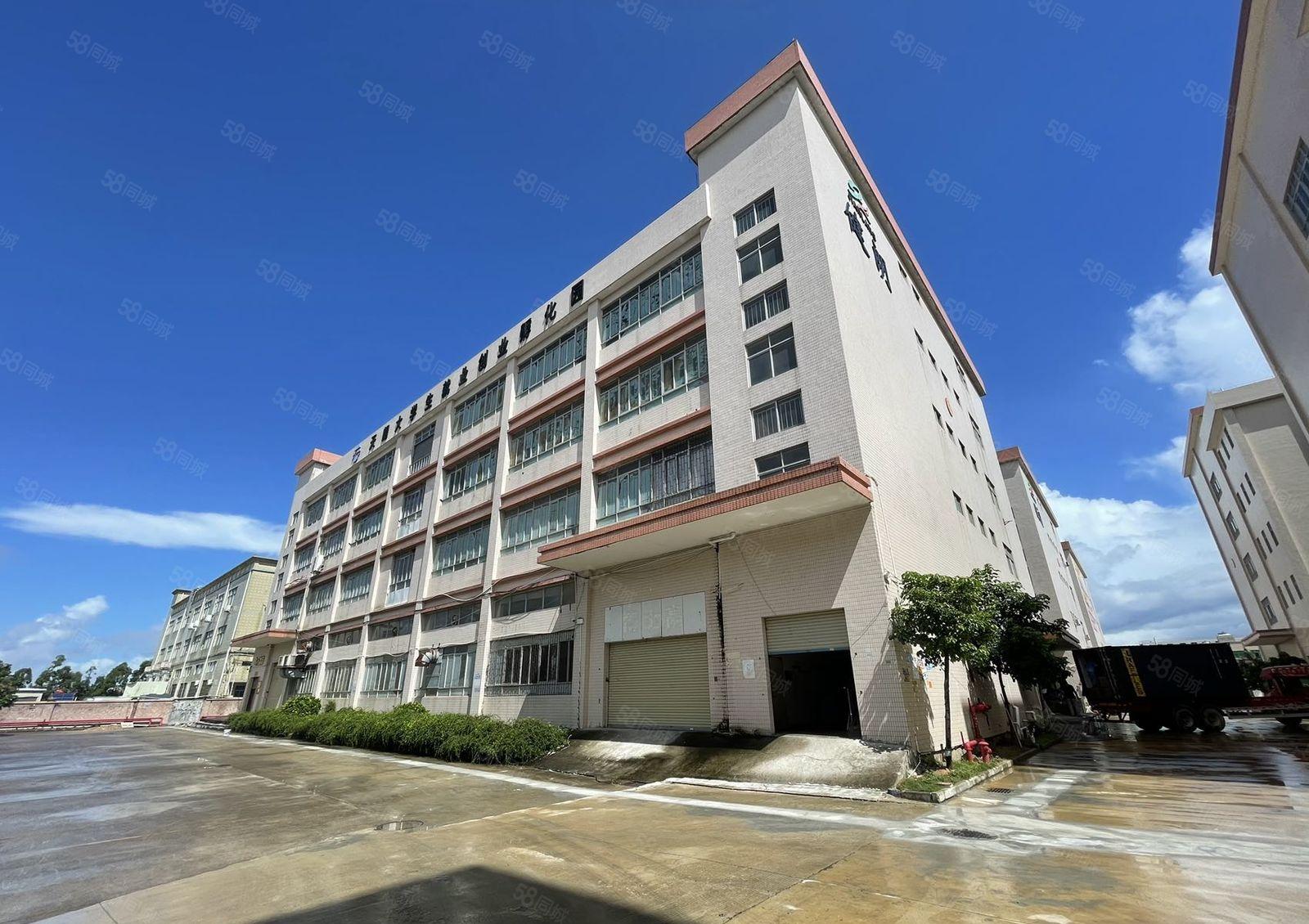 罗阳镇形象超漂亮标准独一楼5.8米高，楼上4.8米